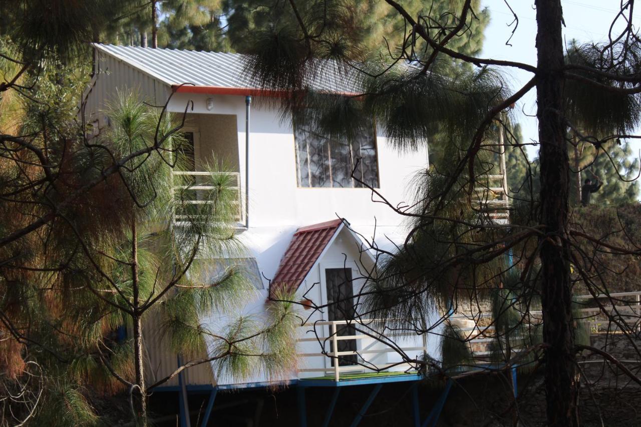 Ghughuti Resort Lansdowne Room photo
